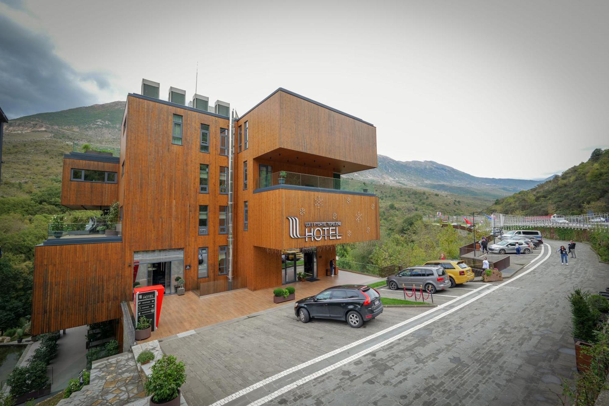 Uji Ftohte 4* Tepelene